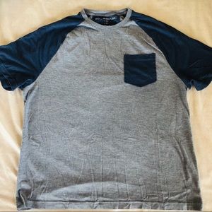 Men’s Banana Republic XL Blue Gray Vintage Tee